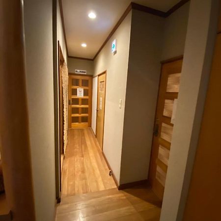 Tsuruya Guesthouse Hiroshima Exterior photo