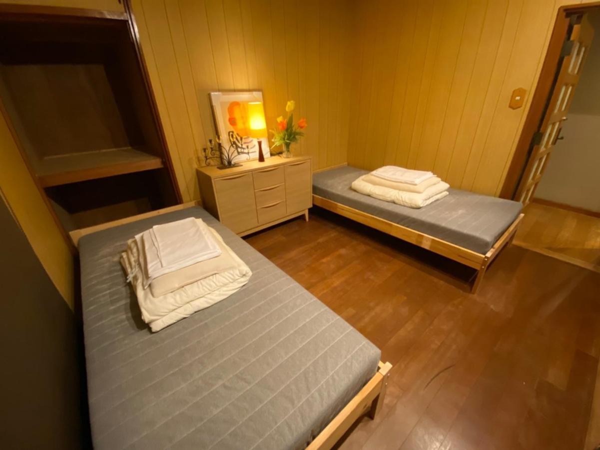 Tsuruya Guesthouse Hiroshima Exterior photo